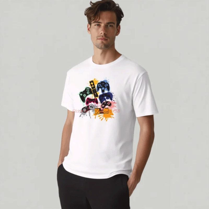 Retro Gaming Shops - เสื้อยืดลายกราฟิกเกมเมอร์ยุค 90 สำหรับผู้เล่นเกมคอนโทรลเลอร์ เสื้อยืดแขนสั้น เสื้อผ้าผู้ชาย