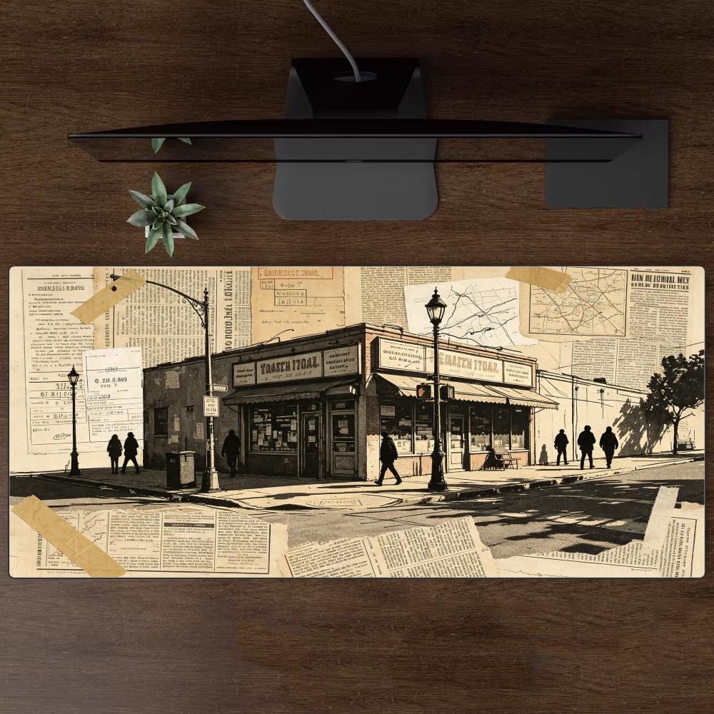 Retro Gaming Shops - แผ่นรองเมาส์ขนาดใหญ่ลายร้านค้าริมถนนสไตล์วินเทจ พร้อมภาพหนังสือพิมพ์ย้อนยุคและทิวทัศน์คนเดินเท้าในเมือง เหมาะสำหรับตกแต่งโต๊ะทำงานหรือเล่นเกม